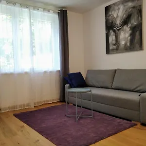 cozy-nest-apartment.vienna-besthotels.com/